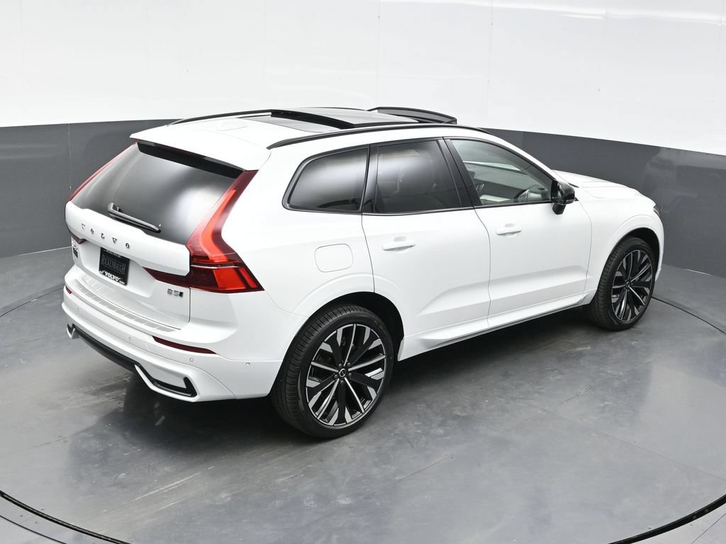 New 2026 Volvo XC60 B5 Ultra w/ Climate Package AWD/4WD image 37