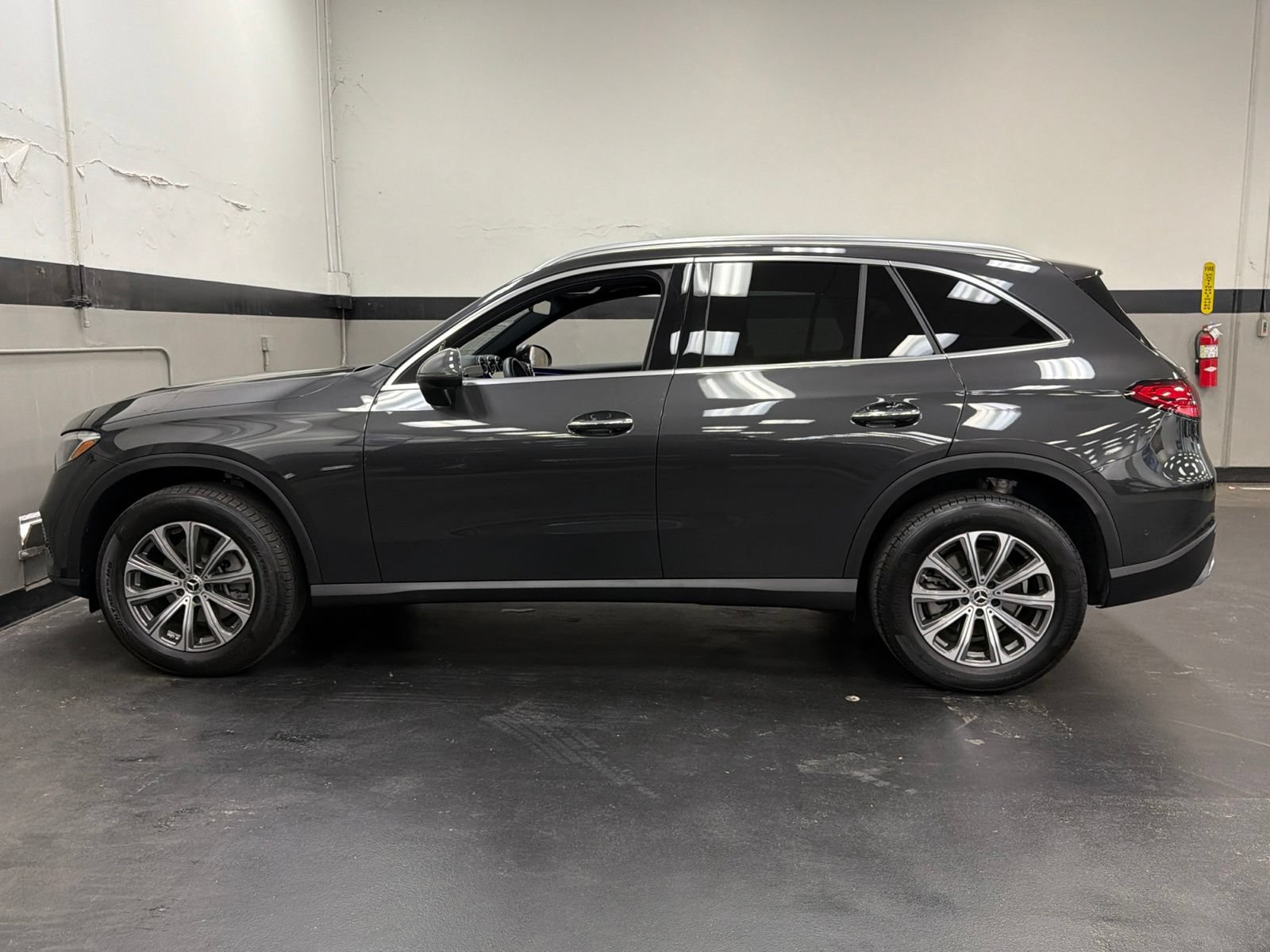 Certified 2026 Mercedes-Benz GLC 300 image 10