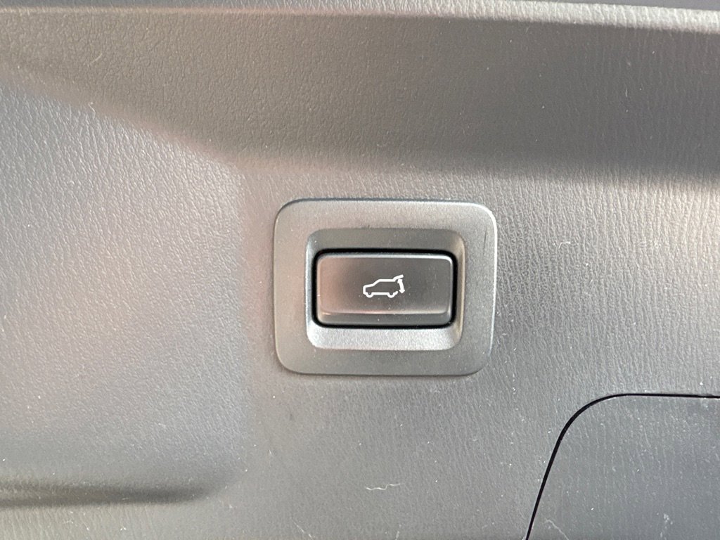 Used 2018 MAZDA CX-9 Signature image 12