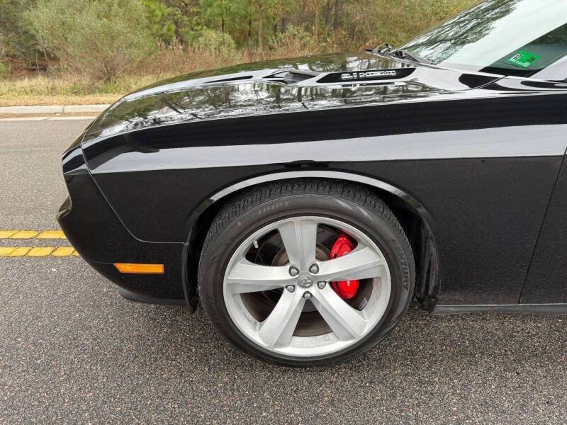 Used 2010 Dodge Challenger SRT8 RWD image 8