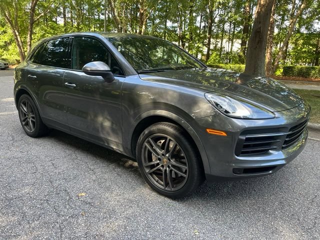 Used 2023 Porsche Cayenne AWD/4WD image 2