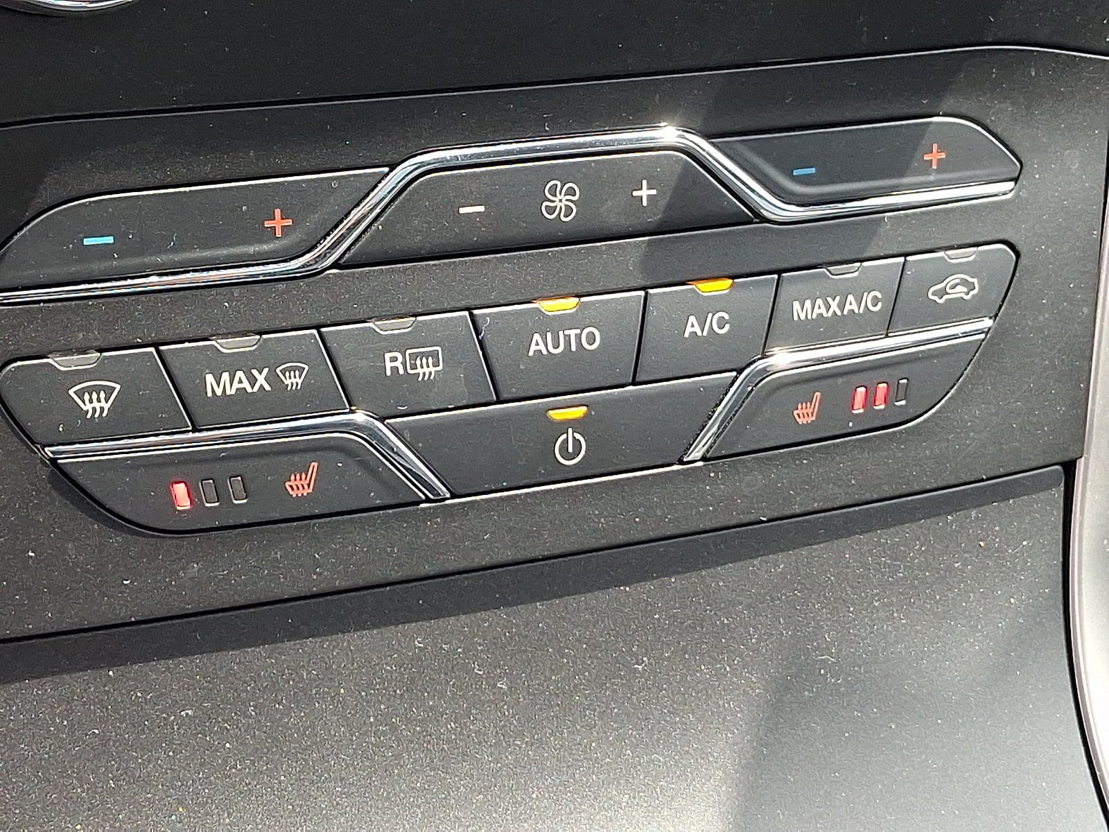 Used 2020 Ford Edge SEL w/ Convenience Package AWD/4WD image 26