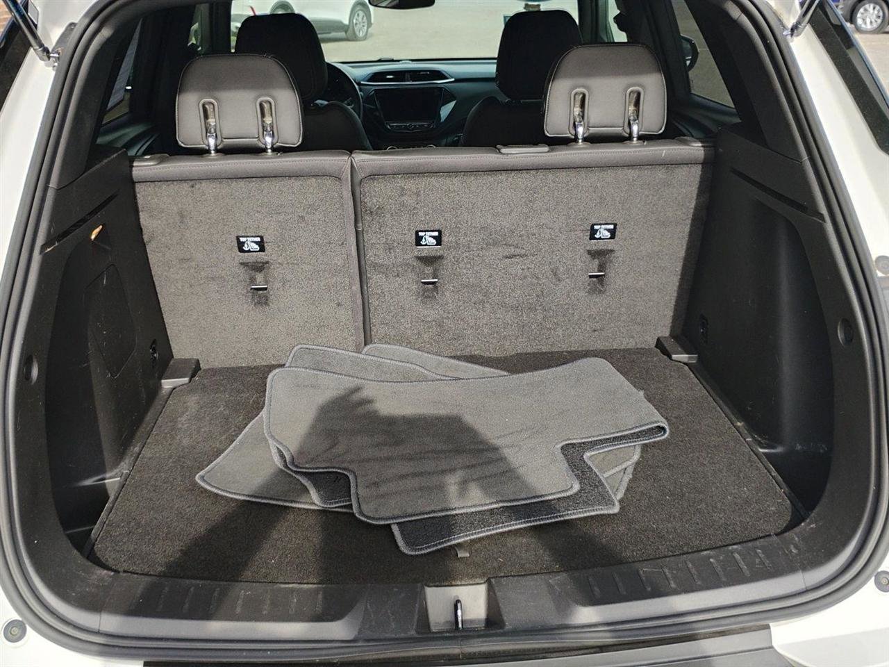 Used 2022 Chevrolet TrailBlazer ACTIV w/ Convenience Package FWD image 10