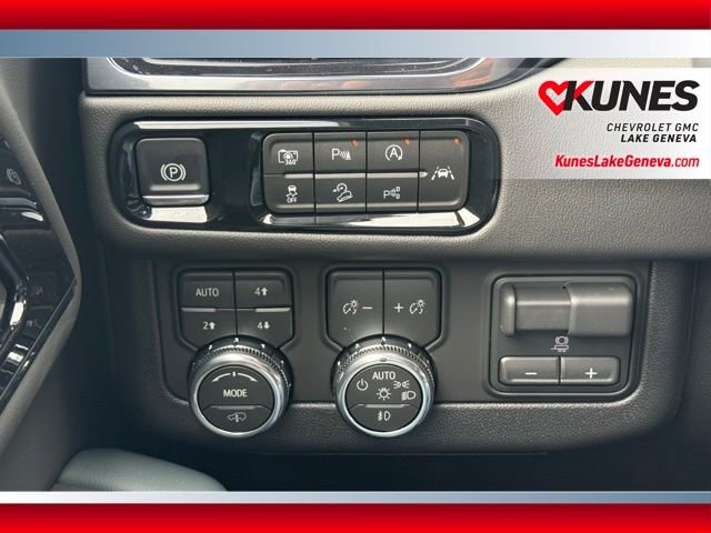New 2026 GMC Yukon AT4 w/ AT4 Premium Plus Package image 57