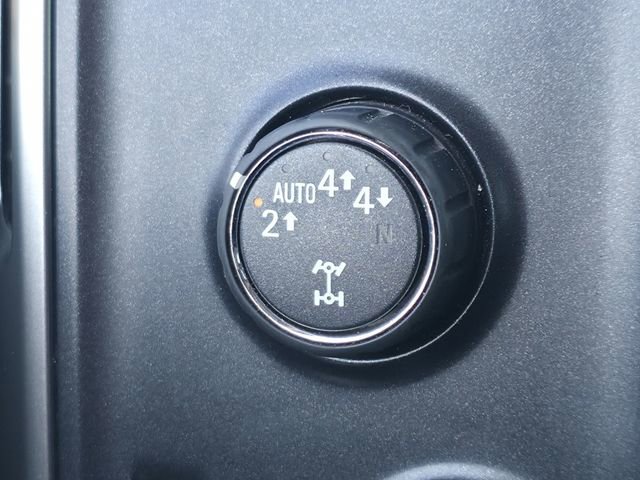 Used 2018 Chevrolet Silverado 1500 LT w/ All Star Edition image 22