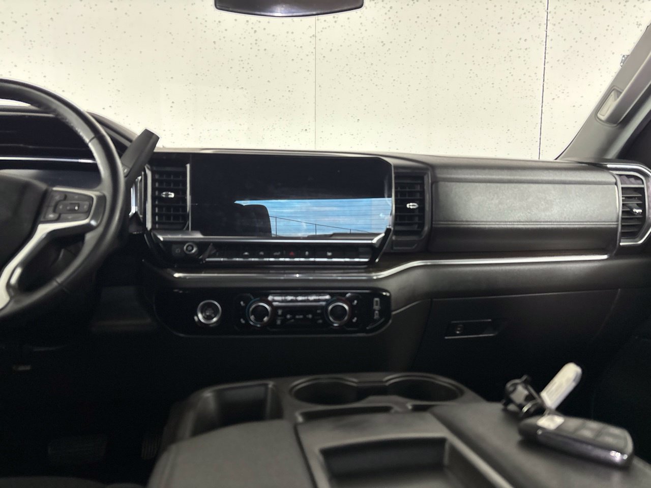 Used 2023 Chevrolet Silverado 1500 LT AWD/4WD image 24