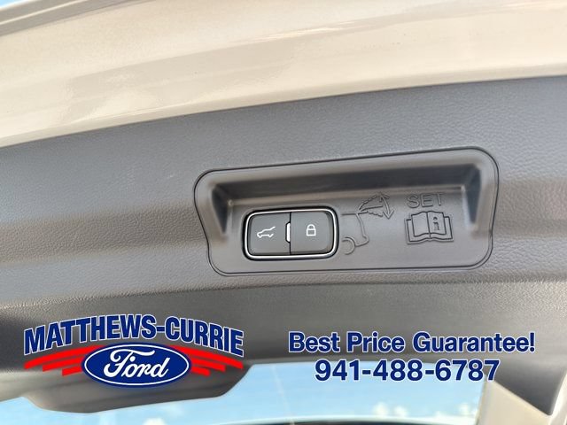 New 2026 Ford Explorer Active w/ Active Comfort Package AWD/4WD image 15