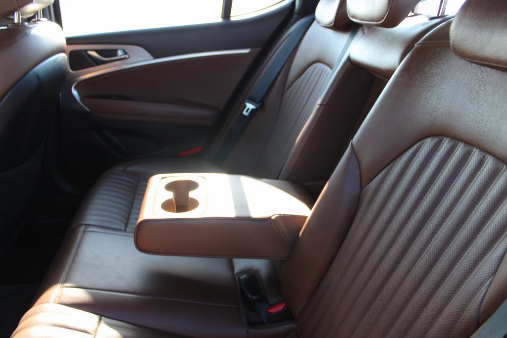 Used 2021 Genesis G70 3.3T image 35