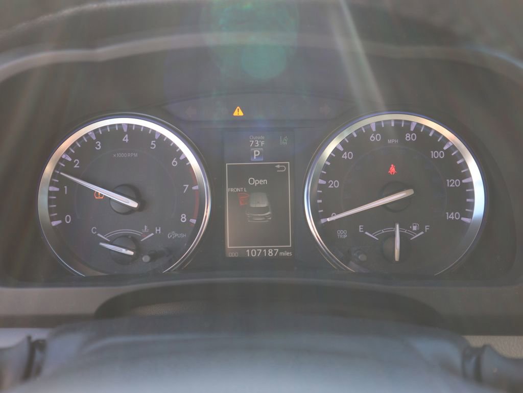 Used 2014 Toyota Highlander Limited image 19