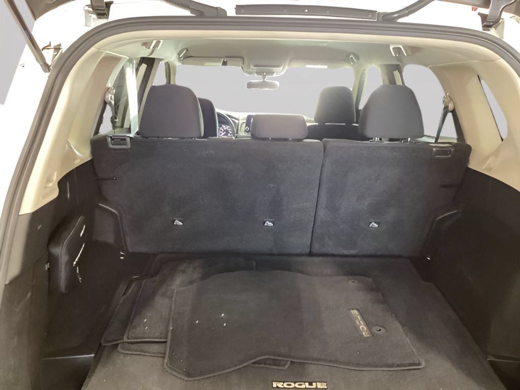 Used 2024 Nissan Rogue S AWD/4WD image 16