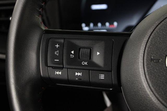 Certified 2026 Nissan Kicks SR FWD image 25