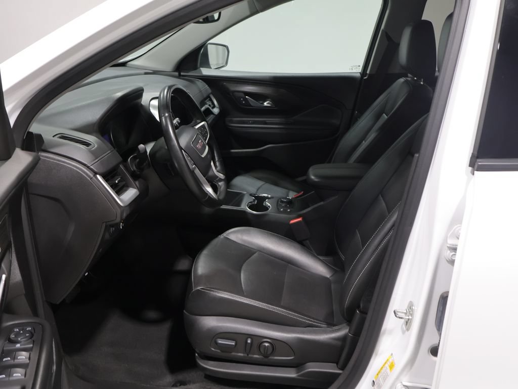 Used 2024 GMC Terrain SLT AWD/4WD image 11