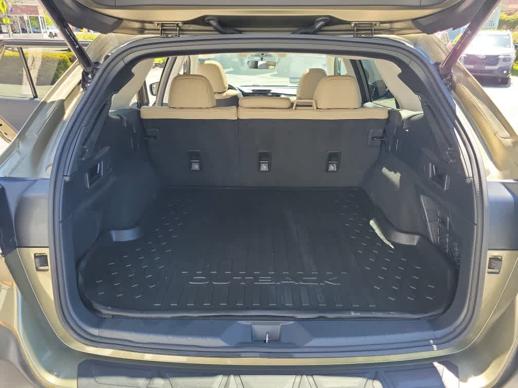 Used 2020 Subaru Outback Limited AWD/4WD image 36