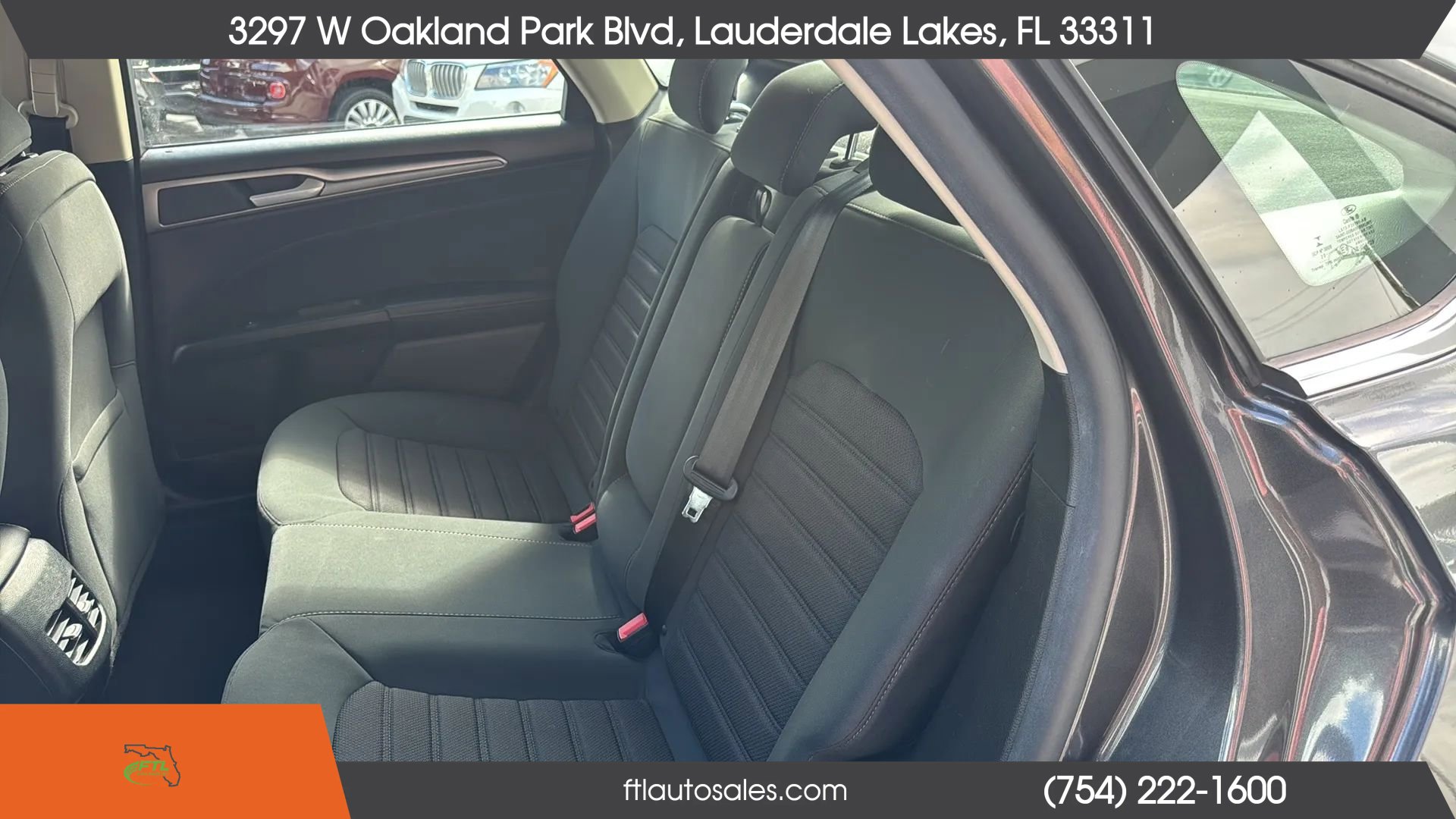 Used 2020 Ford Fusion SE image 27