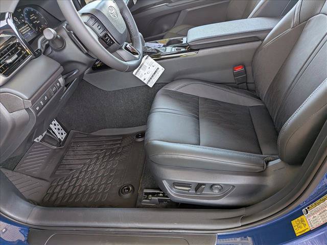 New 2026 Toyota Camry XSE AWD/4WD image 4
