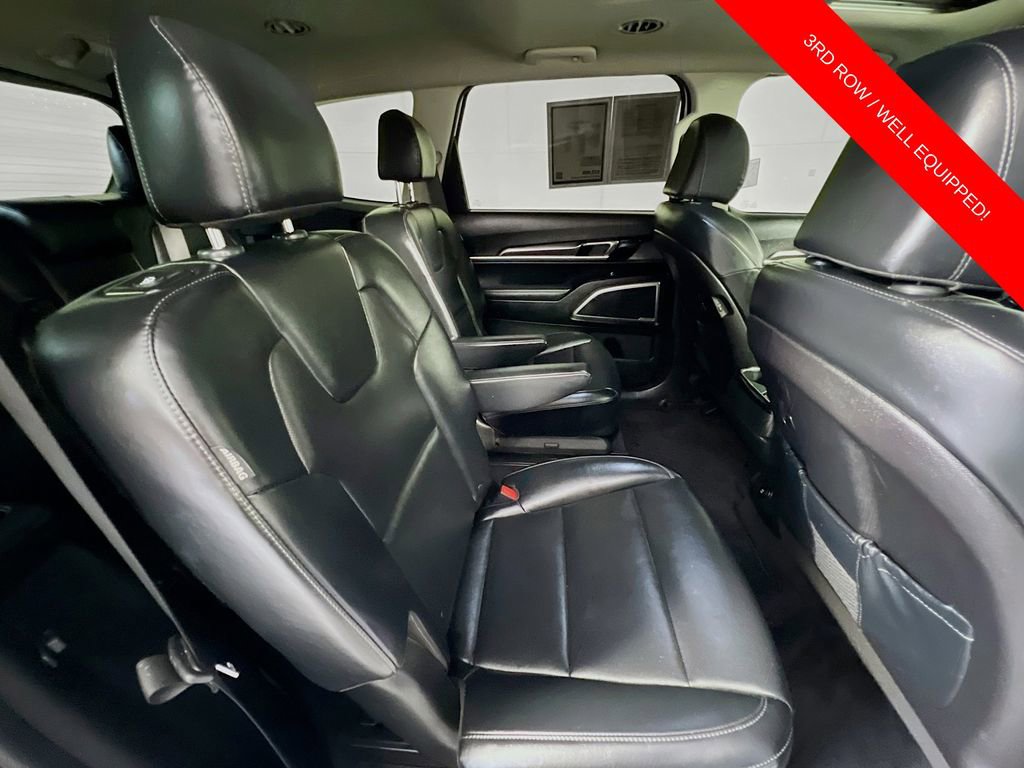 Certified 2023 Kia Telluride S w/ S Sunroof Package FWD image 30