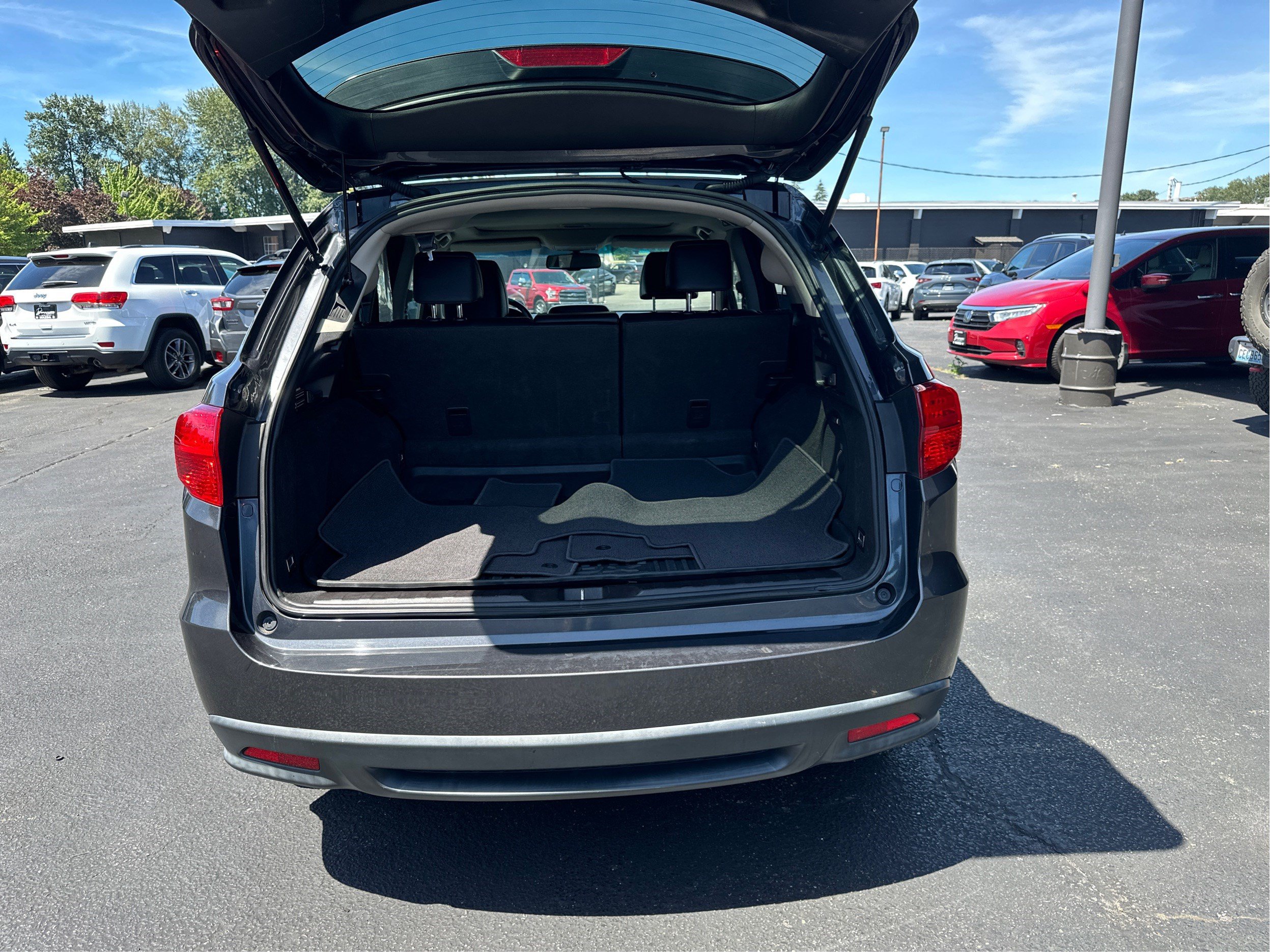 Used 2014 Acura RDX w/ Technology Package AWD/4WD image 11