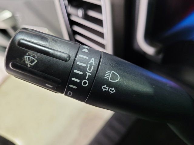 Used 2015 Ford F150 Lariat w/ Equipment Group 502A Luxury image 48