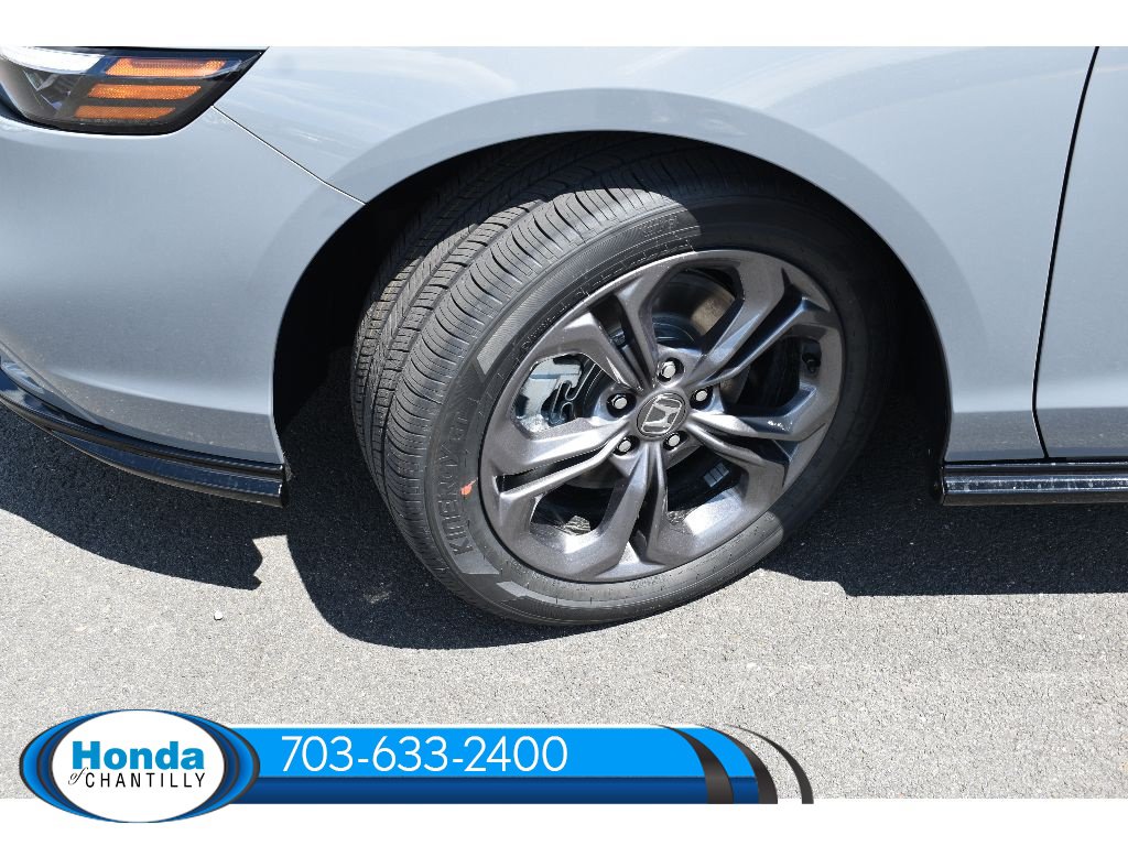 New 2026 Honda Accord Hybrid EX-L image 32
