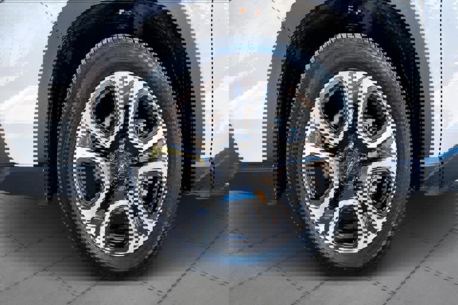 Used 2023 Subaru Ascent Limited w/ Technology Package image 11