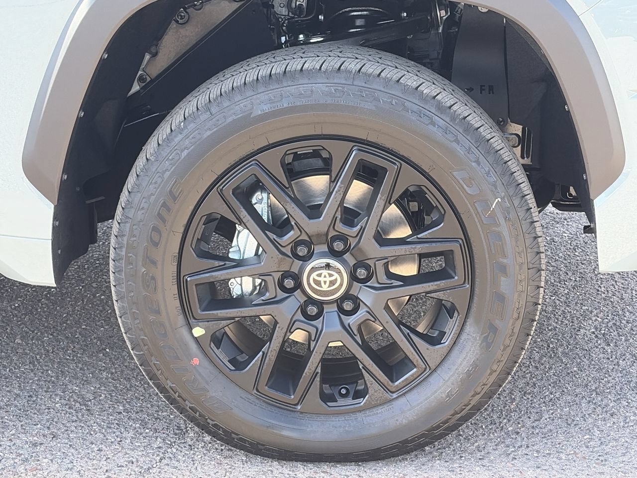 New 2026 Toyota Tundra Limited AWD/4WD image 9