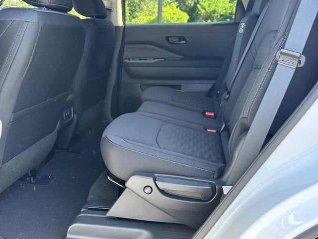 New 2026 Nissan Pathfinder SV AWD/4WD image 17