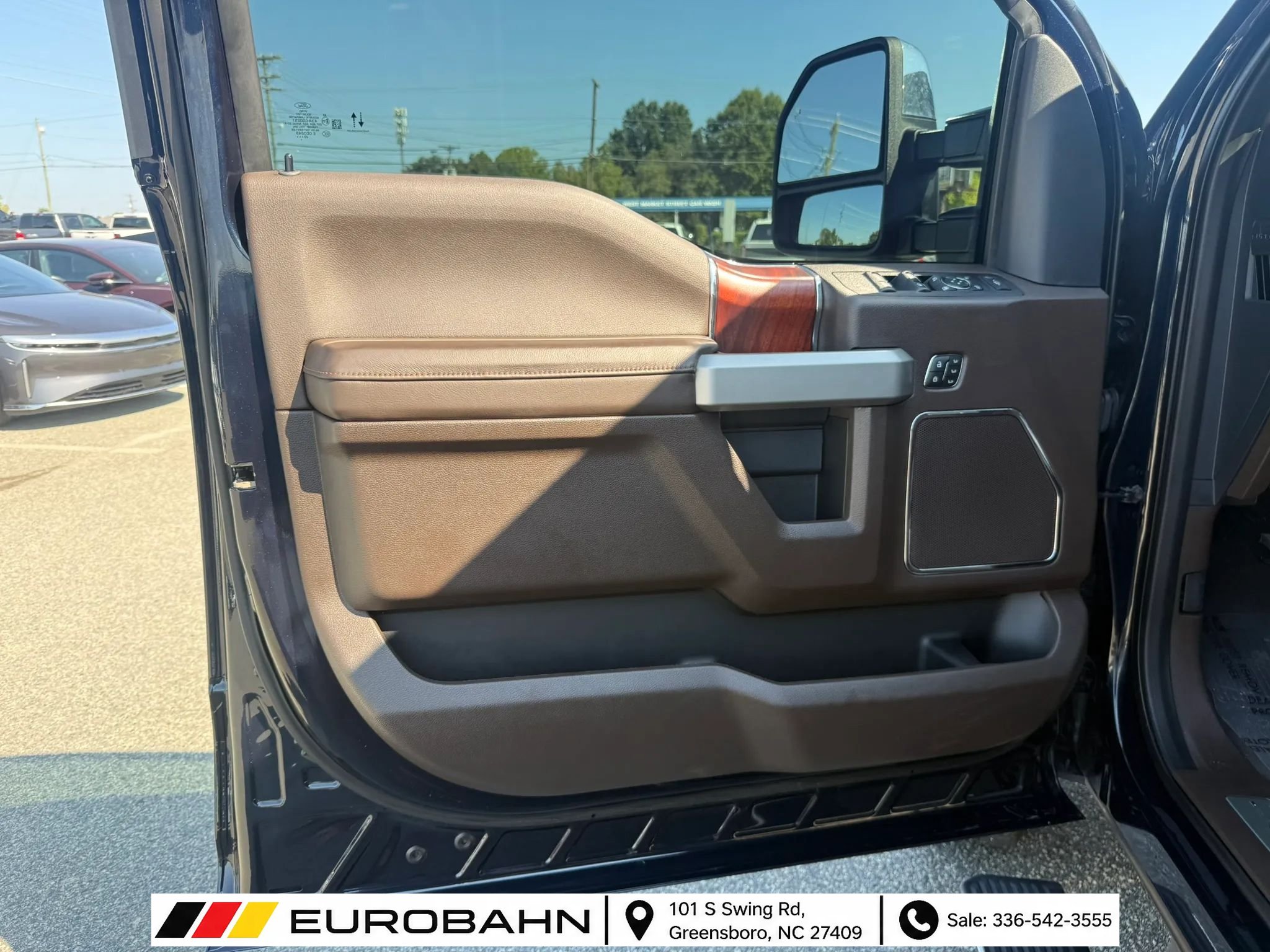 Used 2022 Ford F250 King Ranch w/ King Ranch Ultimate Package AWD/4WD image 12