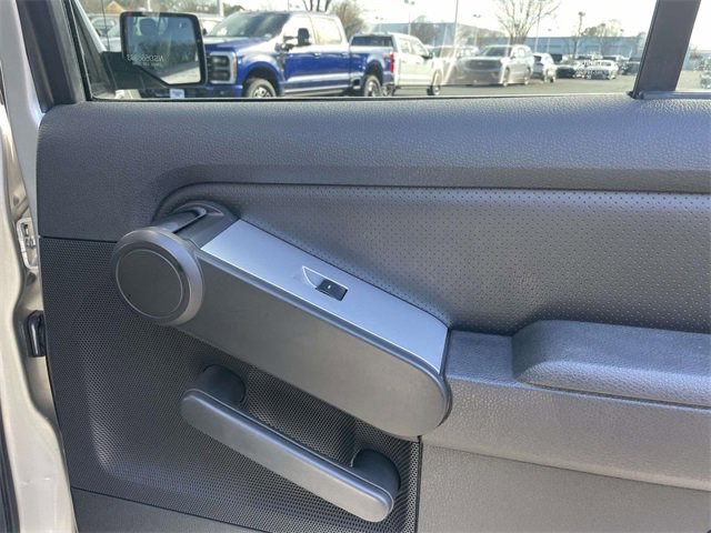 Used 2007 Mercury Mountaineer AWD image 24