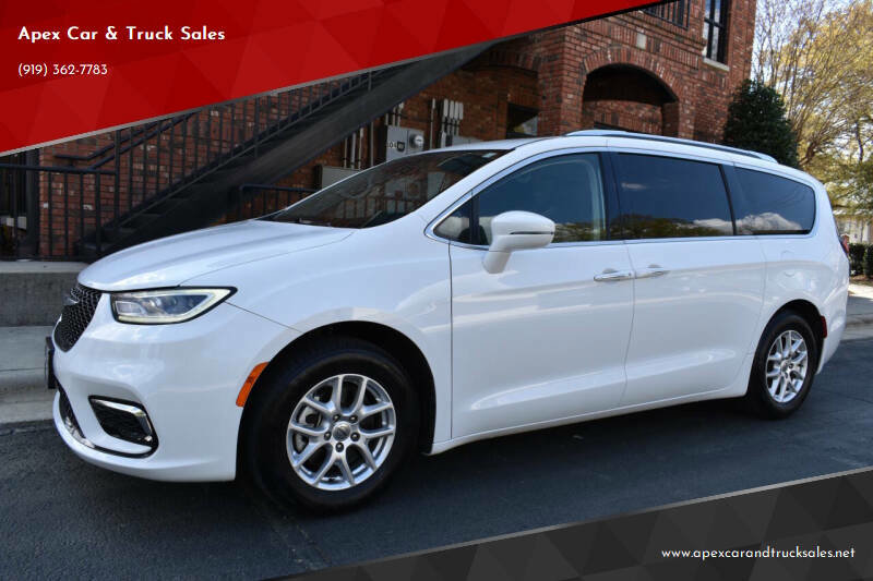 Used 2021 Chrysler Pacifica Touring-L image 1