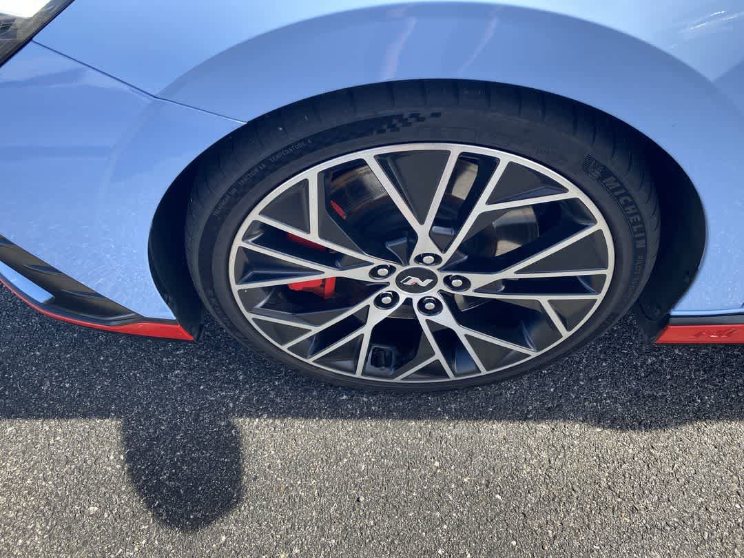 Used 2022 Hyundai Elantra N FWD image 10