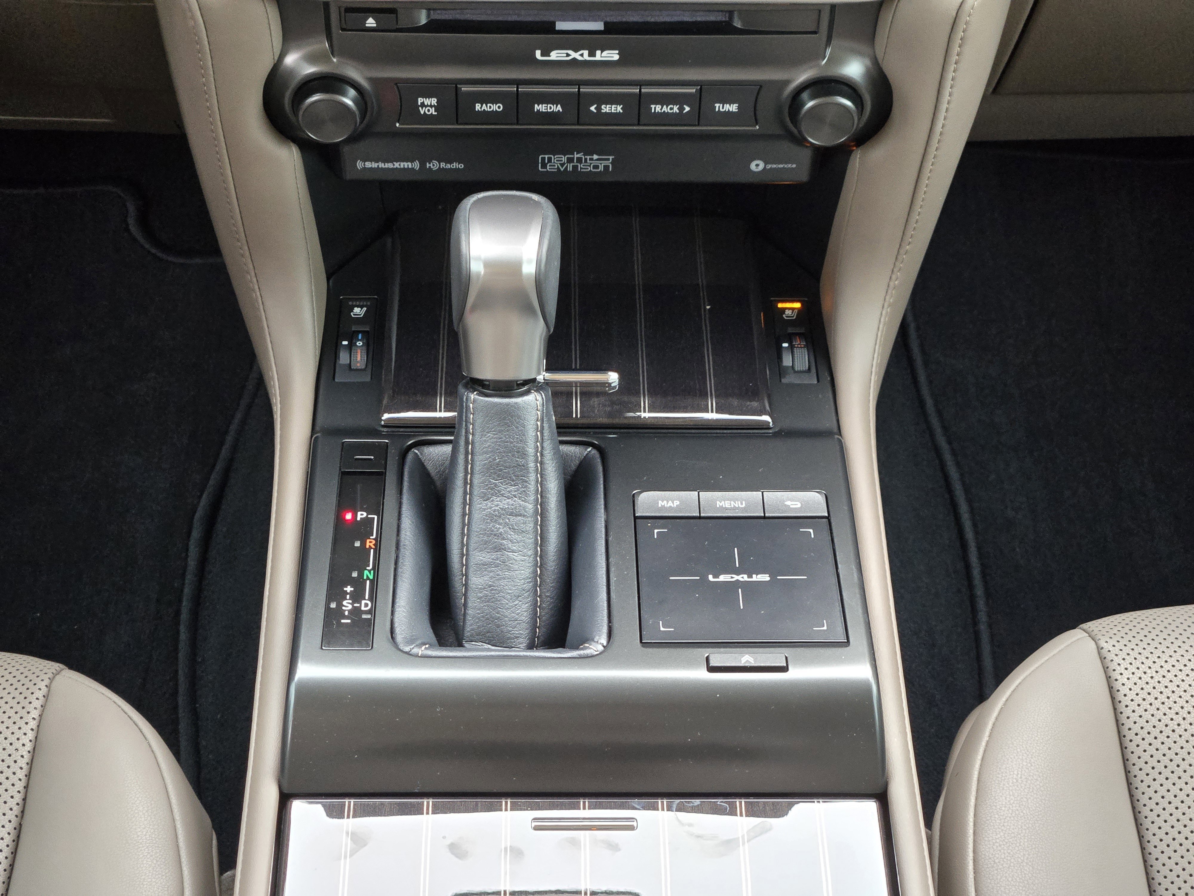 Certified 2023 Lexus GX 460 Premium w/ Accessory Package AWD/4WD image 17