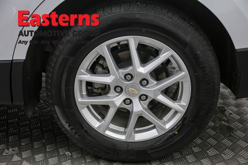 Used 2024 Chevrolet Equinox LS image 30