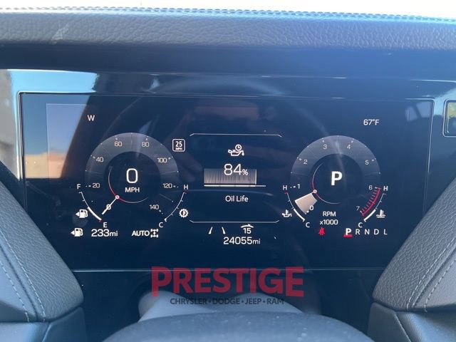 Used 2025 GMC Yukon XL Denali image 42