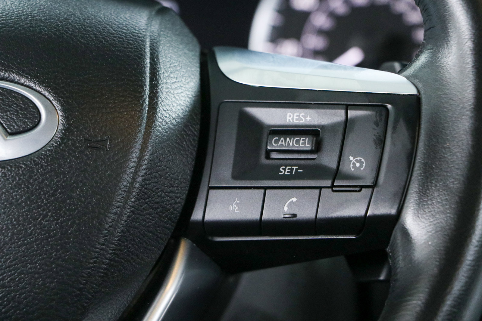 Used 2023 INFINITI QX60 Pure FWD image 14