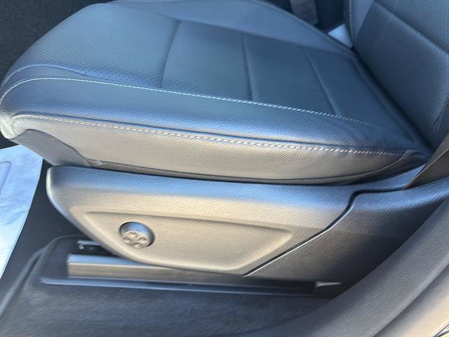 Used 2025 Mercedes-Benz GLE 350 4MATIC image 12