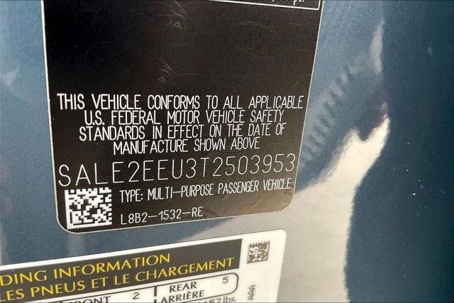 New 2026 Land Rover Defender 110 X-Dynamic SE image 8