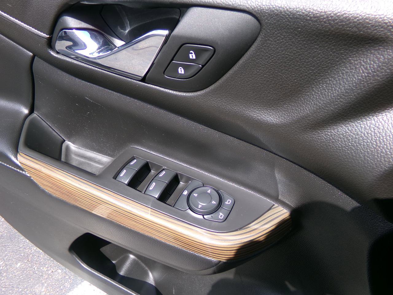 Used 2019 GMC Acadia SLE AWD/4WD image 10