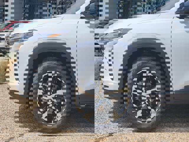 New 2026 Chevrolet Trax RS w/ Sunroof Package image 7