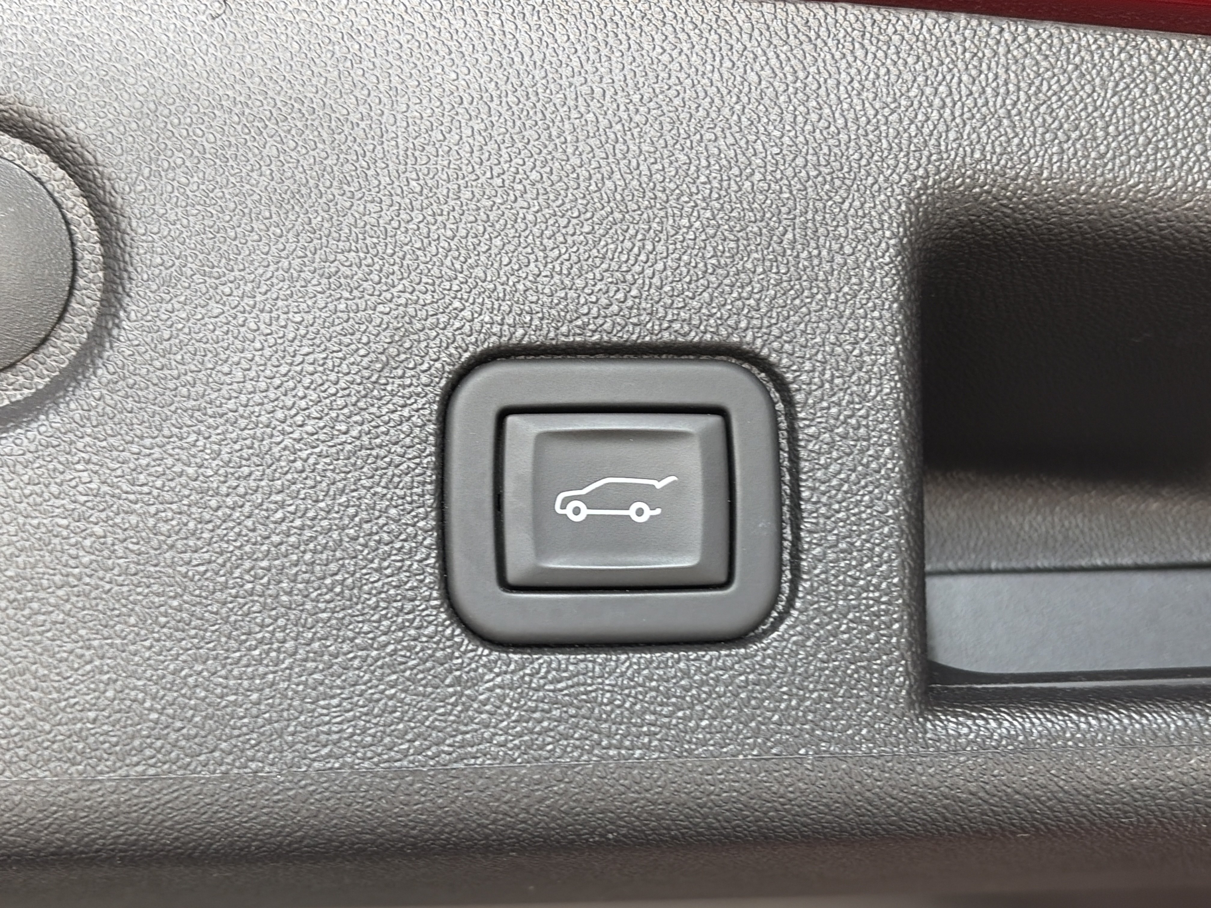 Used 2024 Chevrolet Equinox LT FWD image 15