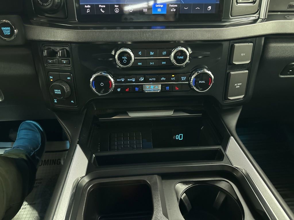 Used 2024 Ford F250 Platinum image 44