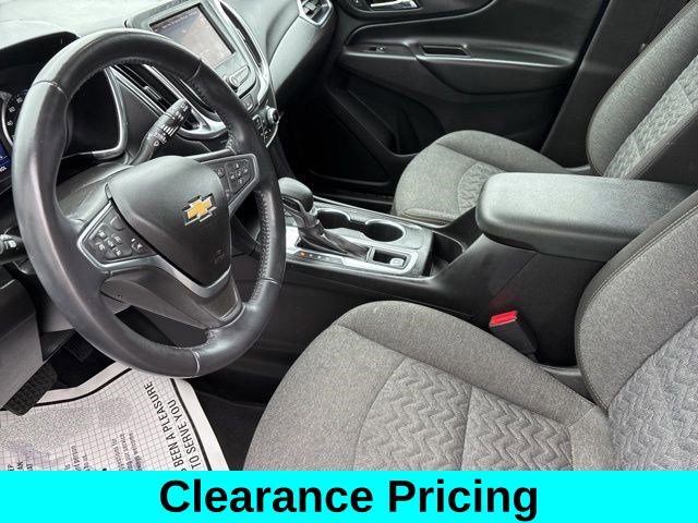 Used 2022 Chevrolet Equinox LT w/ Driver Convenience Package image 11