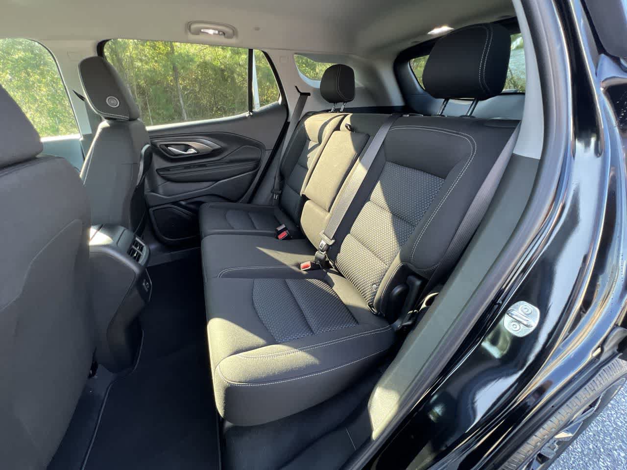 Used 2022 GMC Terrain SLE w/ Driver Convenience Package FWD image 23