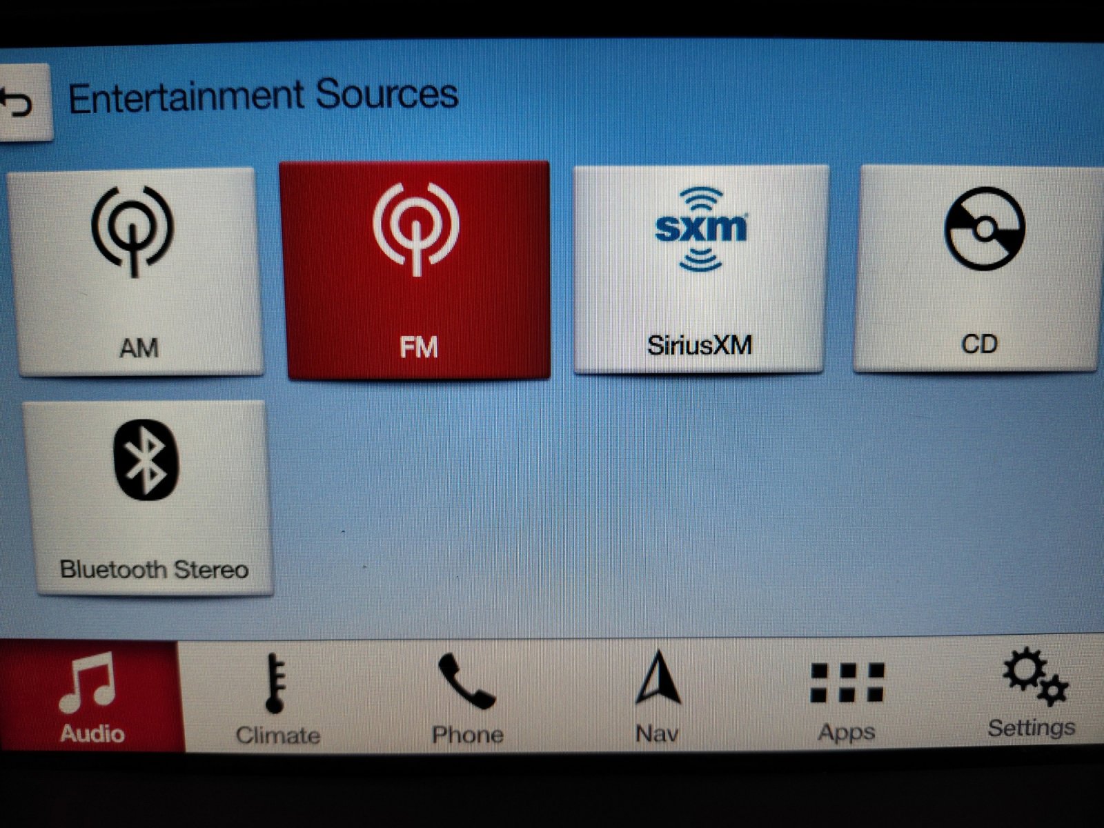 Used 2018 Ford Explorer XLT w/ Equipment Group 202A image 18