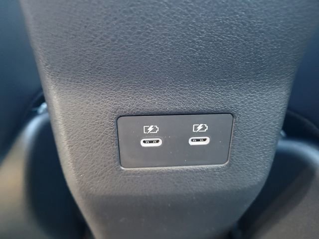New 2026 Nissan Kicks SR image 33