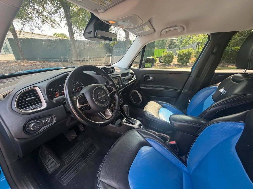 Used 2015 Jeep Renegade Latitude w/ Popular Equipment Group FWD image 13