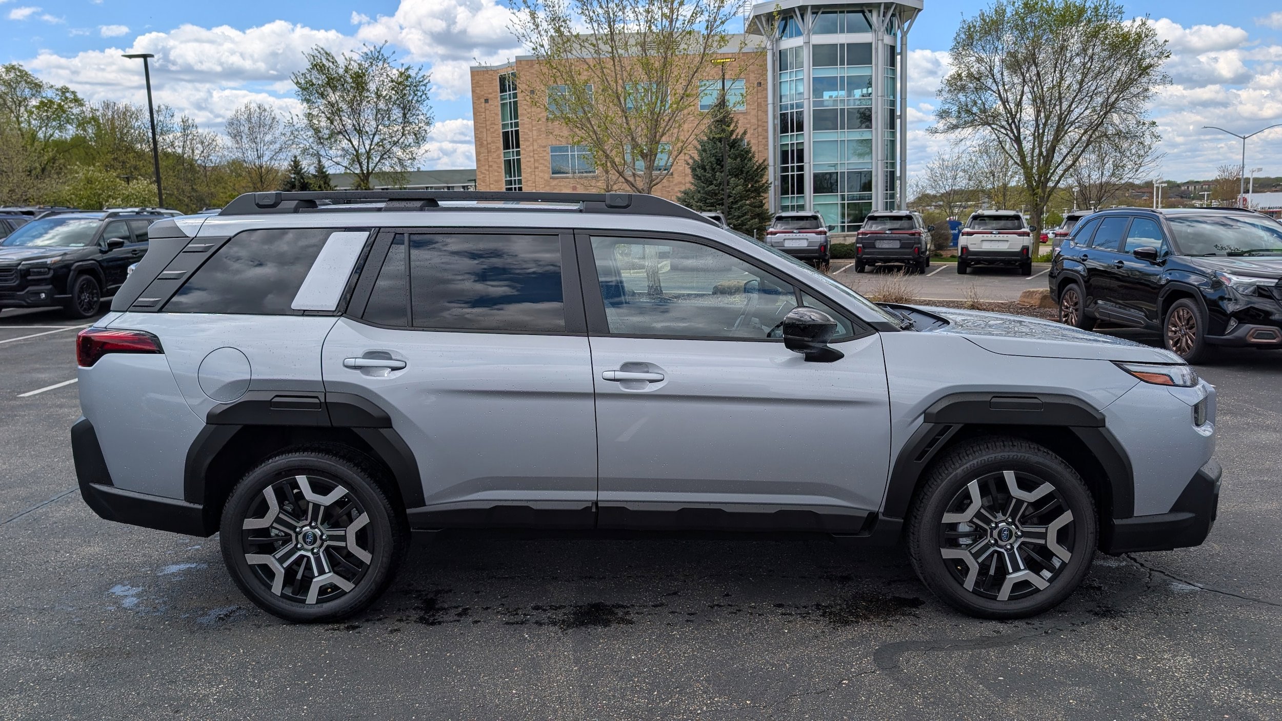 New 2026 Subaru Outback Touring XT AWD/4WD image 2