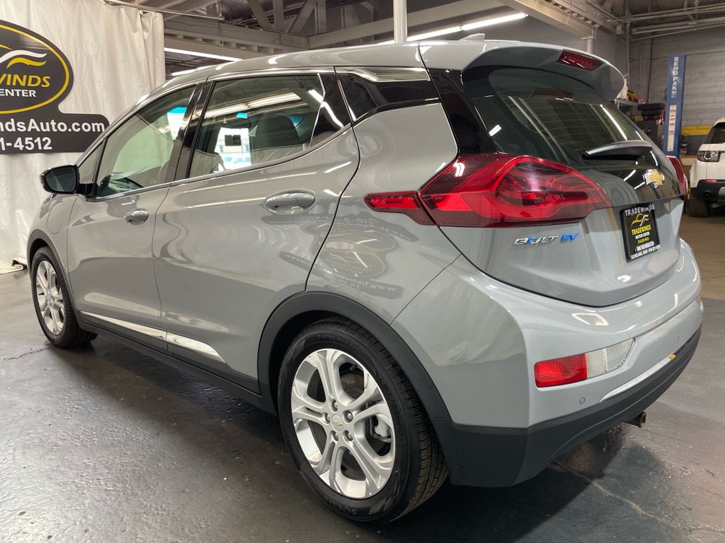 Used 2020 Chevrolet Bolt LT FWD image 11