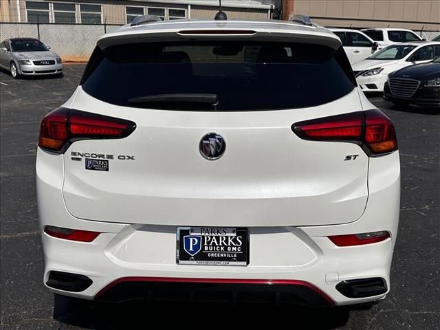 Certified 2022 Buick Encore GX Essence w/ Experience Buick Package AWD/4WD image 10