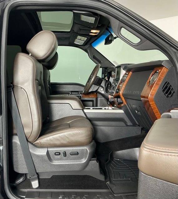 Used 2015 Ford F250 King Ranch w/ FX4 Off-Road Package AWD/4WD image 26