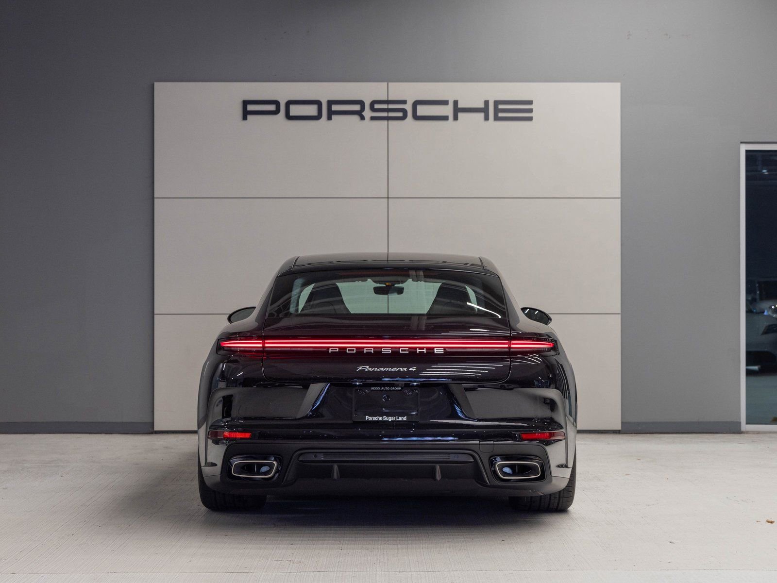 New 2026 Porsche Panamera 4 image 6